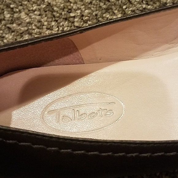 Talbots size 8 leather flats - Picture 5 of 5